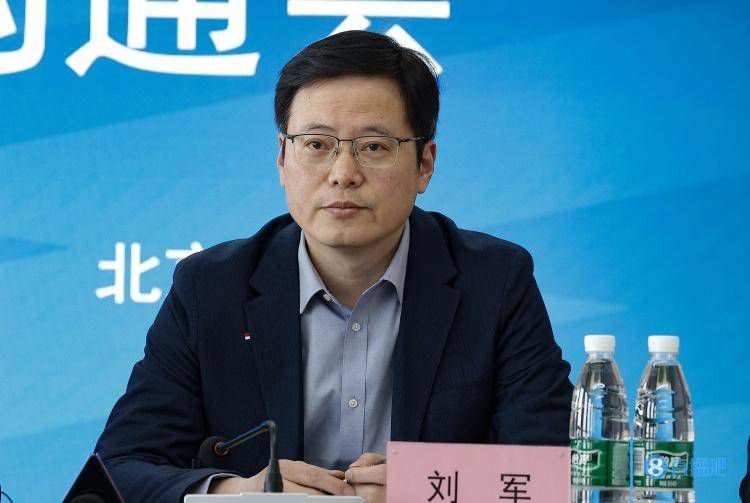 水流到我邻居阿姨那里